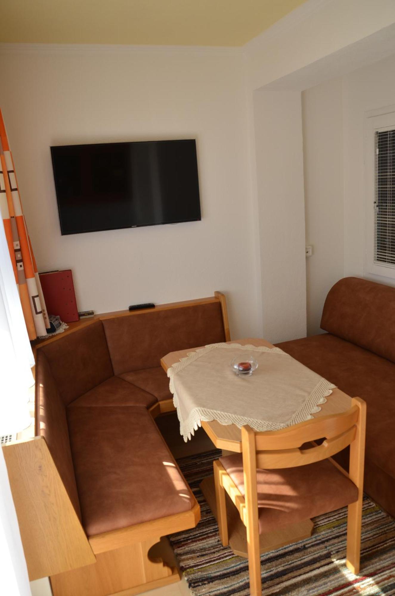 Gaestehaus Brugger Neukirchen am Großvenediger Szoba fotó