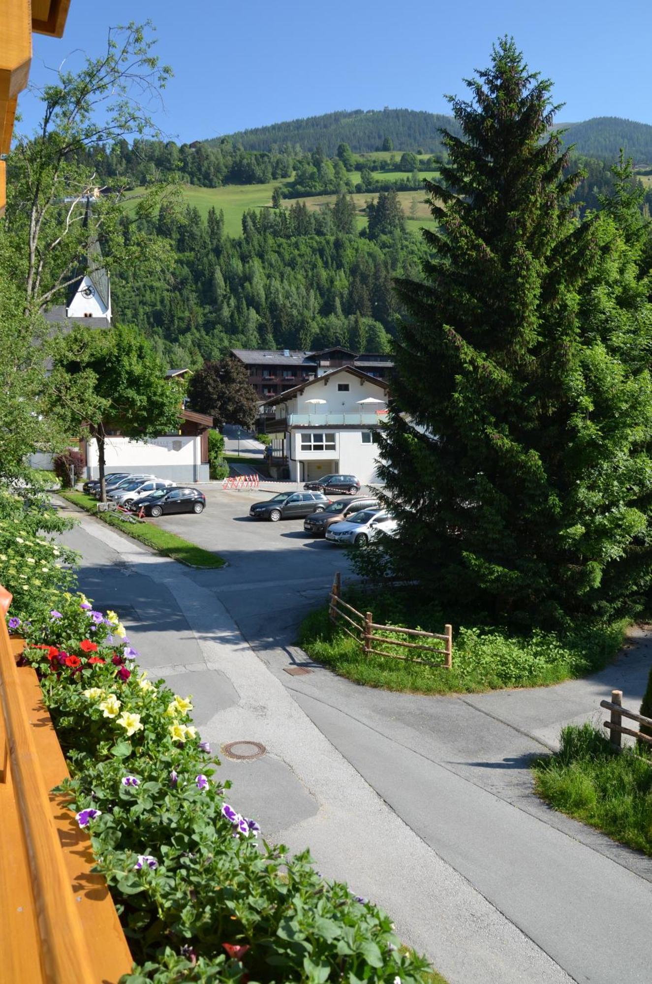 Gaestehaus Brugger Neukirchen am Großvenediger Szoba fotó